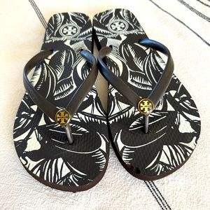 💥SOLD💥 Tory Burch flip flops